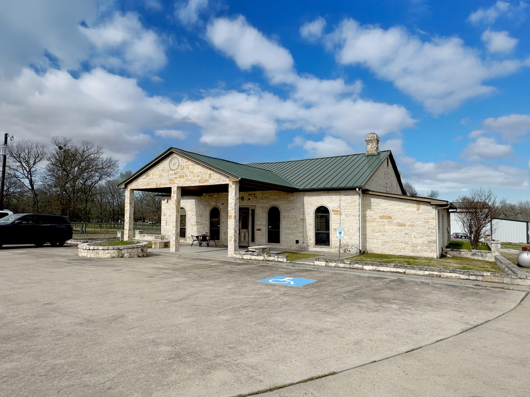 7081 Old Reliance Rd, Bryan, TX for lease Building Photo- Image 1 of 10