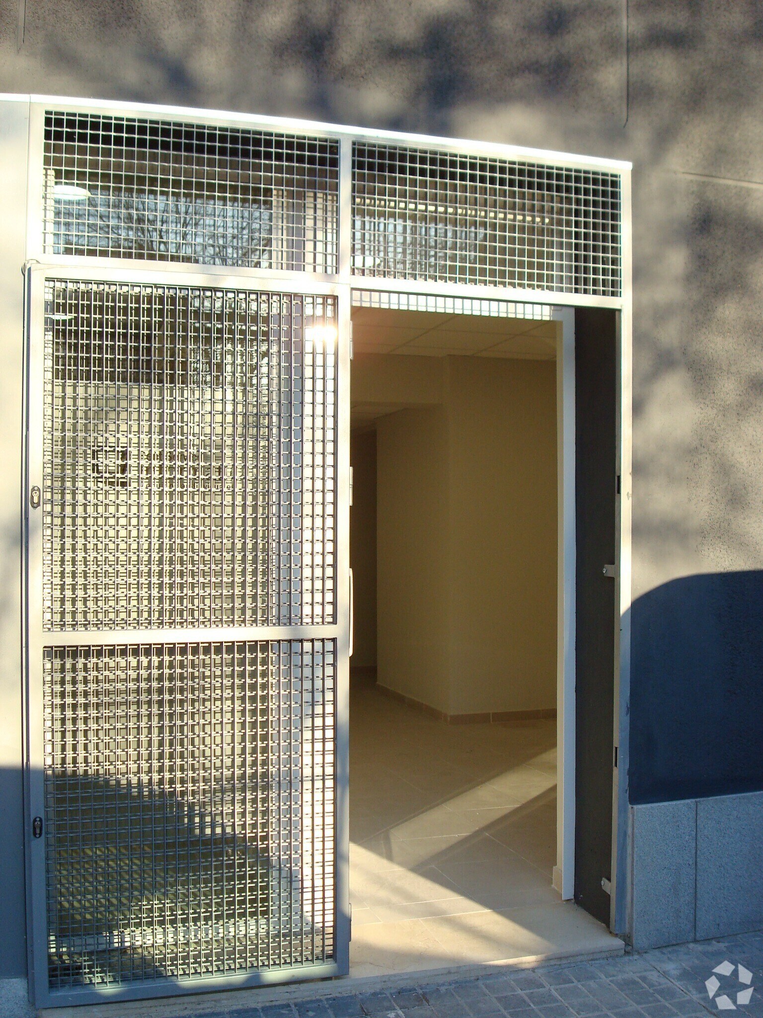 Multifamily in Madrid, Madrid for sale Interior Photo- Image 1 of 2