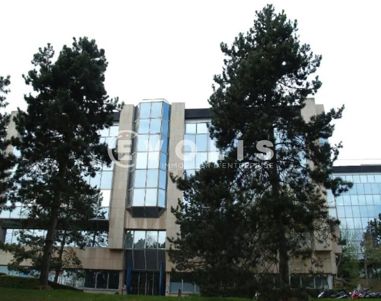 Office in Vélizy-Villacoublay for lease - Building Photo - Image 2 of 4
