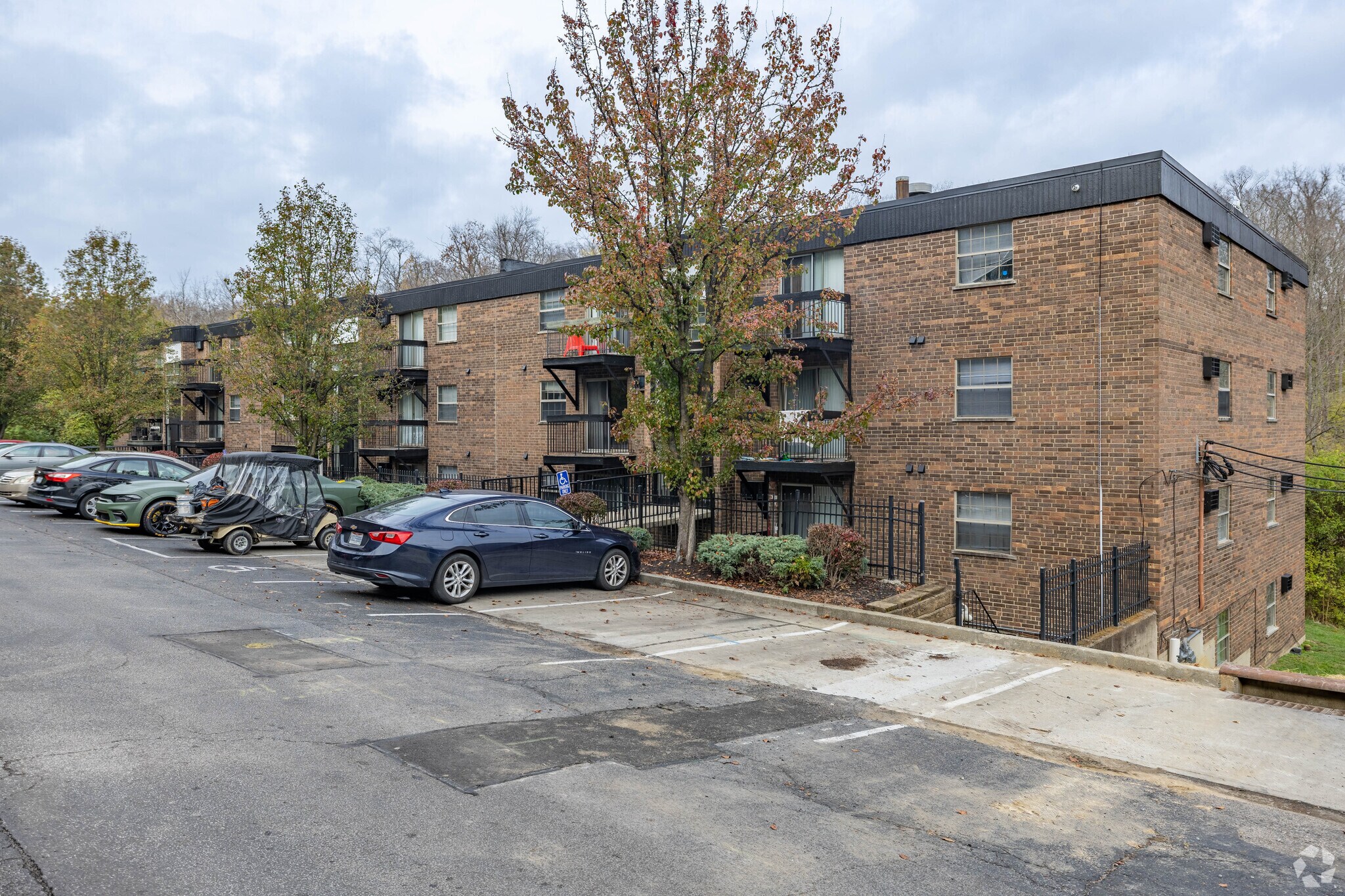2992 High Forest Ln, Cincinnati, OH for sale Primary Photo- Image 1 of 1