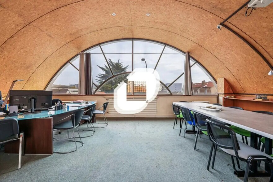 Office in Rosny-sous-Bois for sale - Interior Photo - Image 2 of 11