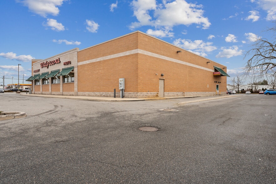 2474 Hempstead Tpke, East Meadow, NY 11554 - Retail for Lease | LoopNet