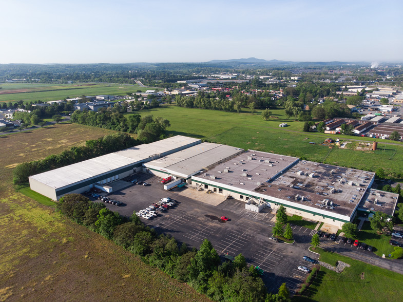 200 Monroe Ave, Frederick, MD for lease - Building Photo - Image 1 of 1
