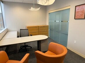 510 E North Broadway St, Columbus, OH for lease Building Photo- Image 1 of 7