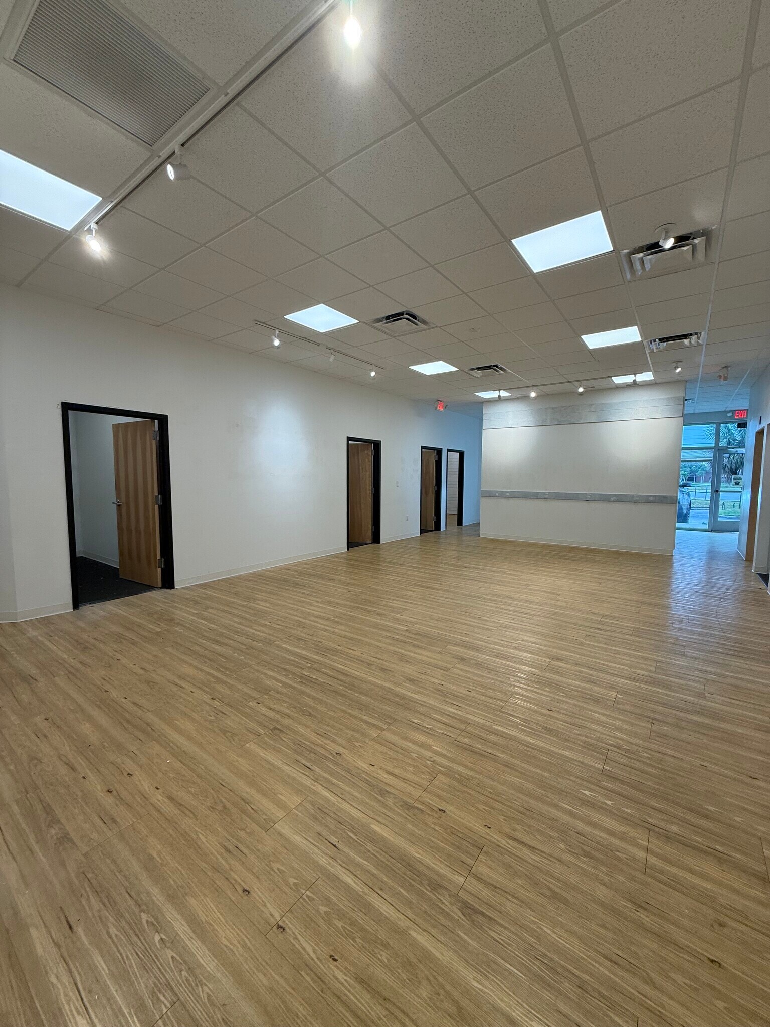 760 Barnes Blvd, Rockledge, FL for lease Interior Photo- Image 1 of 16