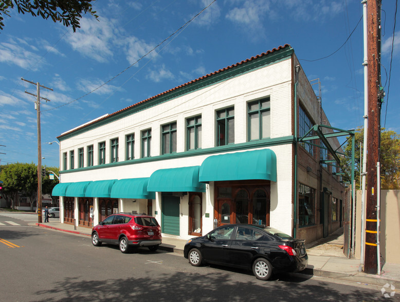 2817-2827 Main St, Santa Monica, CA for lease - Building Photo - Image 3 of 33