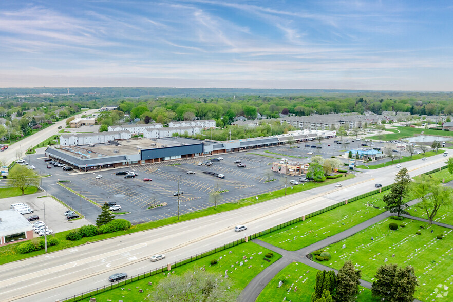 503-581 Dundee Rd, East Dundee, IL for lease - Aerial - Image 3 of 3