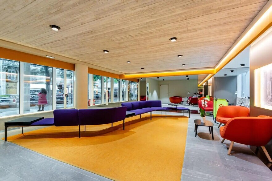 32 Rue Guersant, Paris for lease - Building Photo - Image 3 of 6