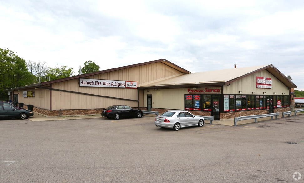 1180 Main St, Antioch, IL for sale - Primary Photo - Image 1 of 1