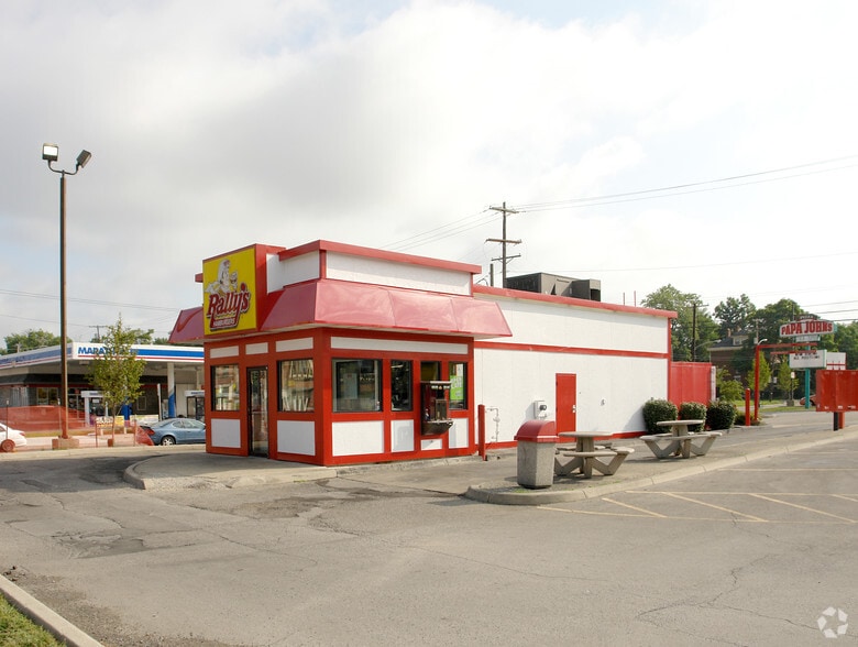 2556 N High St, Columbus, OH for lease - Primary Photo - Image 1 of 3