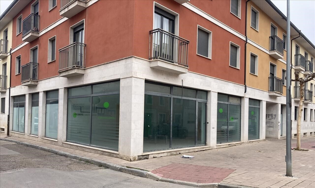 Retail in Torre de Peñafiel for sale Building Photo- Image 1 of 9