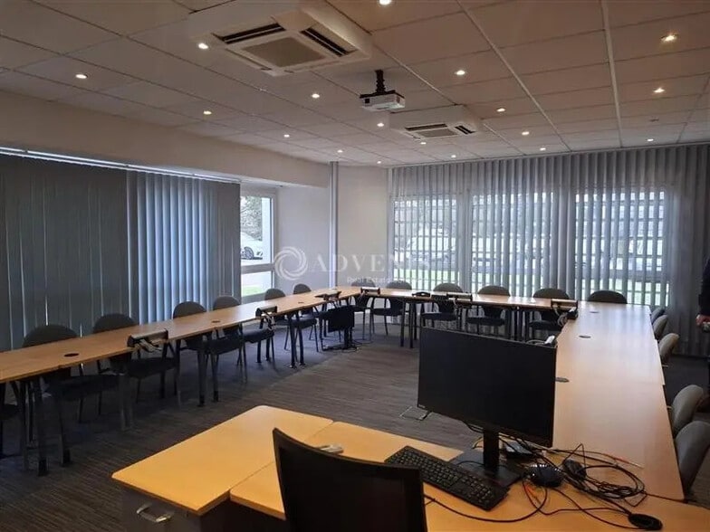 Office in Villers-lès-Nancy for lease - Interior Photo - Image 2 of 7