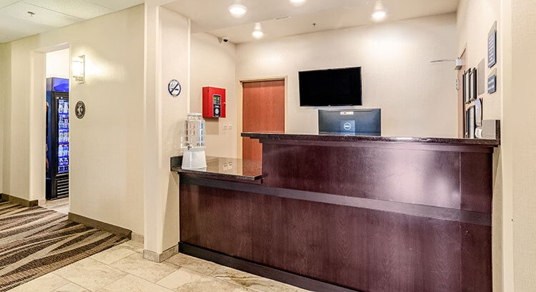 960 M St, Gering, NE for sale - Interior Photo - Image 2 of 17