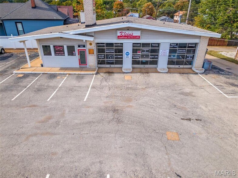 6821 Morganford Rd, Saint Louis, MO for sale - Building Photo - Image 3 of 32
