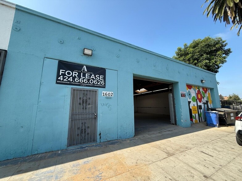 1602 W 39th Pl, Los Angeles, CA for lease - Building Photo - Image 2 of 17