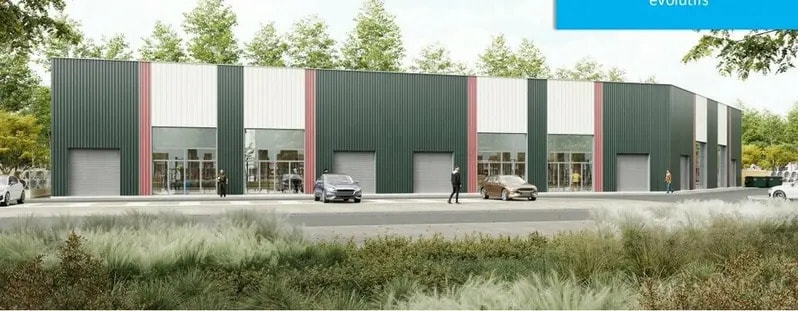 Retail in Persan for lease - Building Photo - Image 1 of 5
