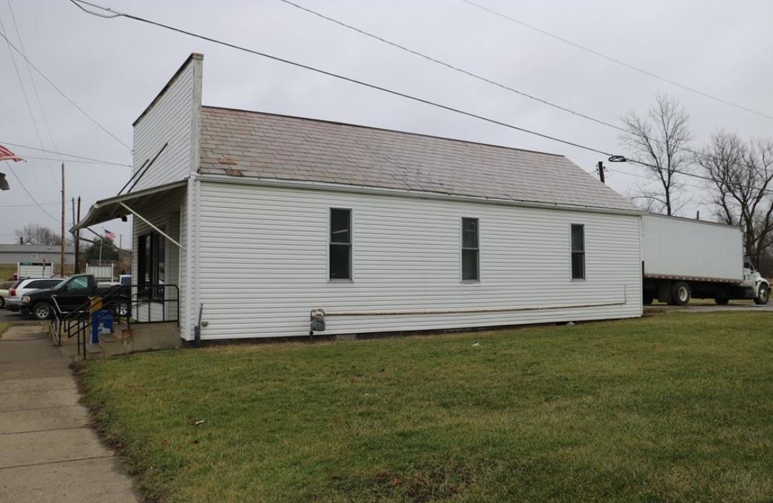 200 Main St NW, Lore City, OH 43755