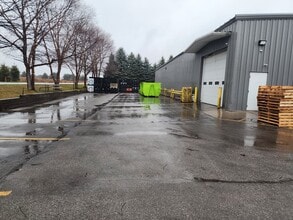 6220 S Railway Cmn, Williamsburg, MI for lease Building Photo- Image 2 of 12