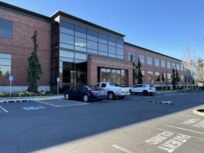 8000 NE Tillamook St, Portland, OR for lease Building Photo- Image 1 of 11