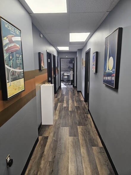 200 Craig Rd, Manalapan Township, NJ for lease - Interior Photo - Image 3 of 11