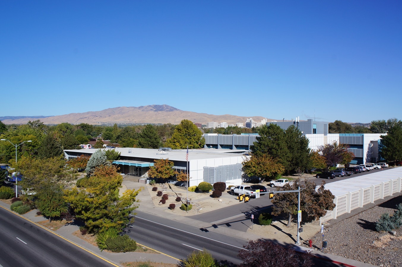 645 E Plumb Ln, Reno, NV 89502