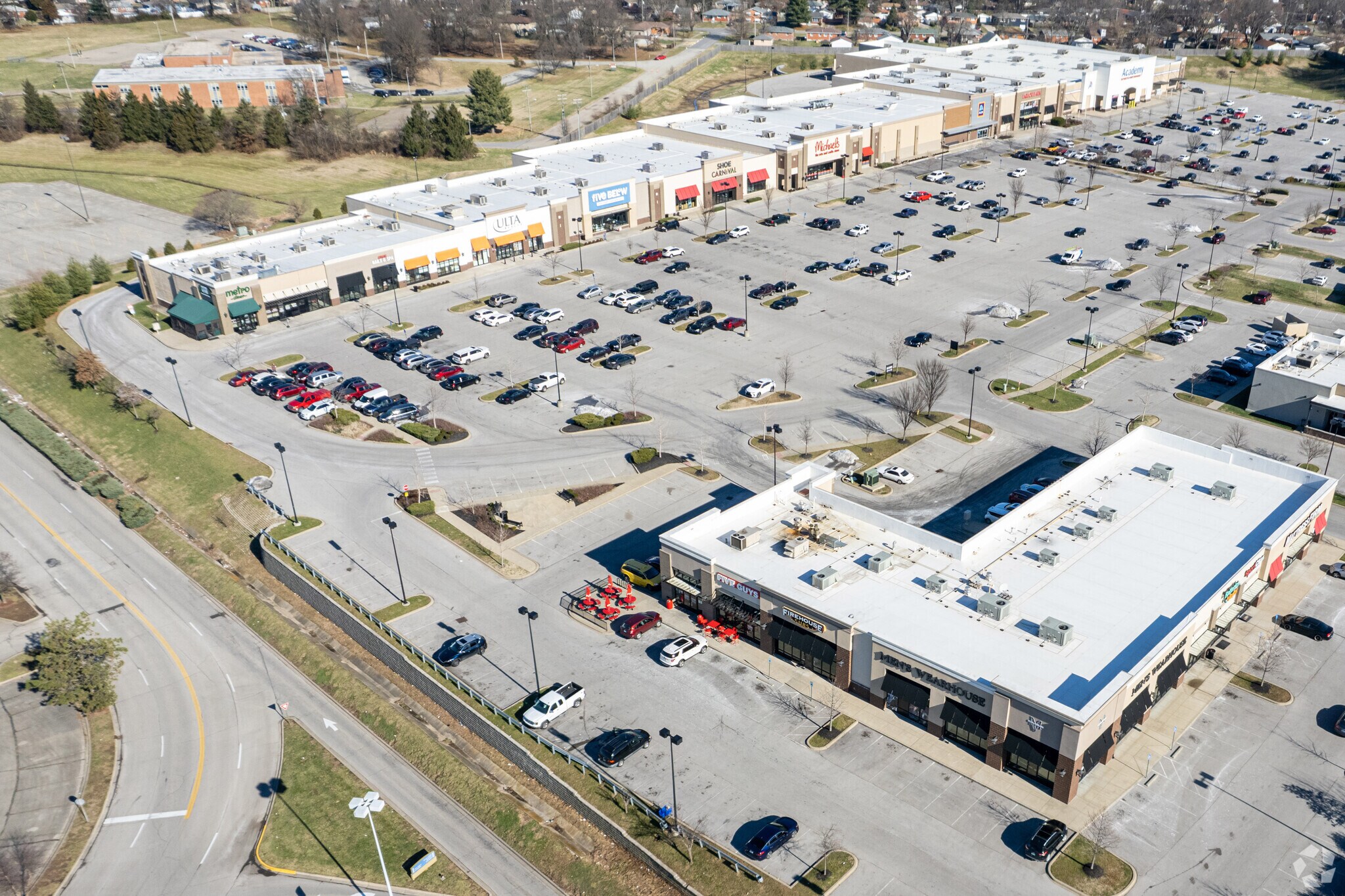 4901 Outer Loop, Louisville, KY 40219 Jefferson Commons