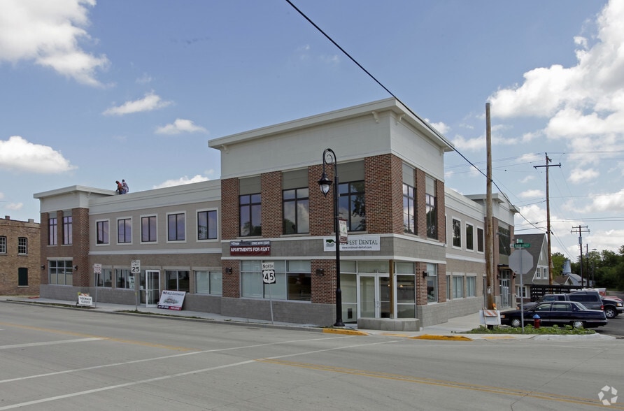951 Main St, Union Grove, WI for sale - Primary Photo - Image 1 of 1