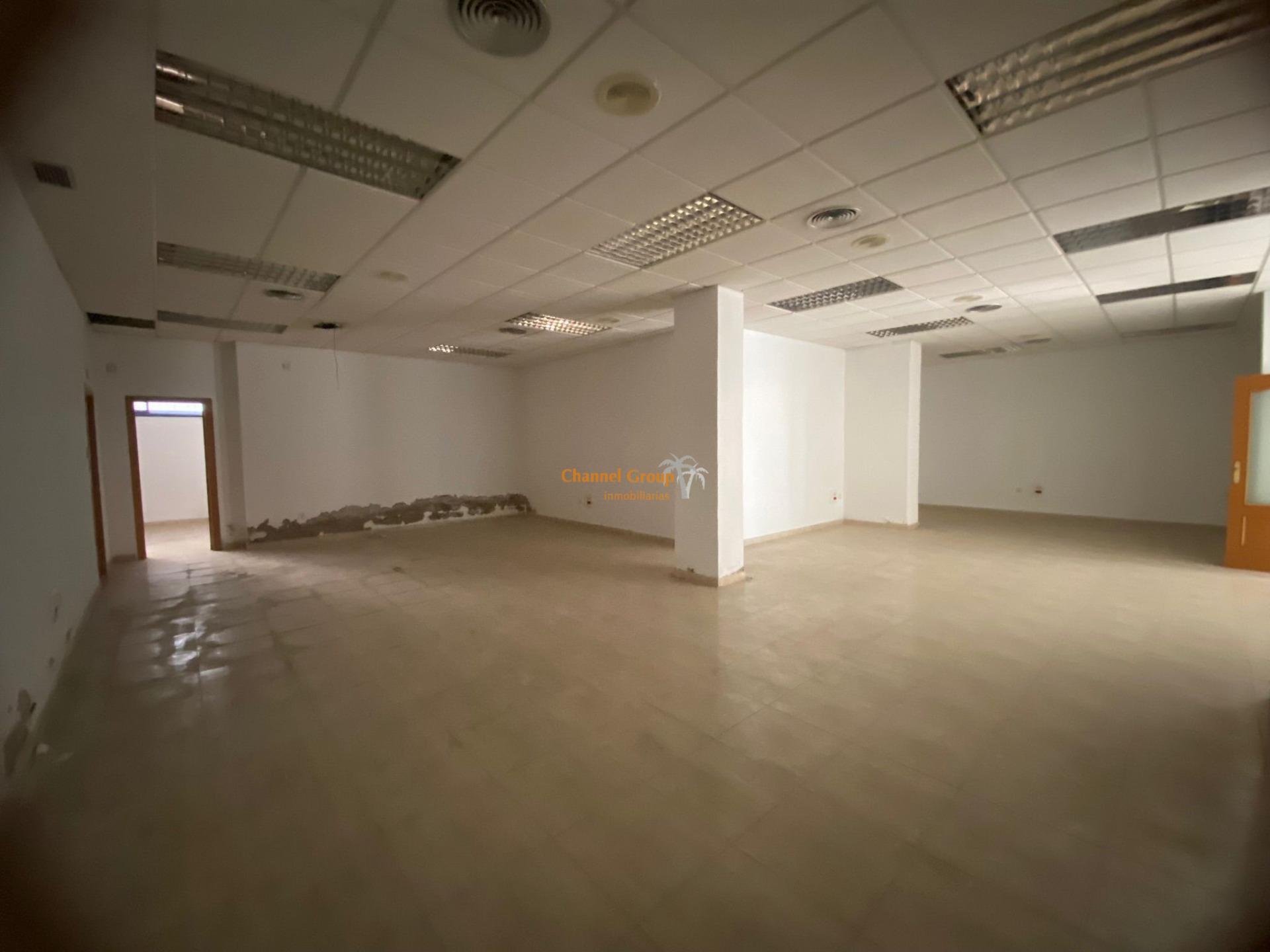 Retail in Orihuela for lease Building Photo- Image 1 of 9