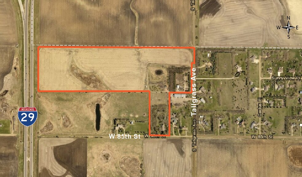 W 85th St, Sioux Falls, SD for sale - Building Photo - Image 1 of 1