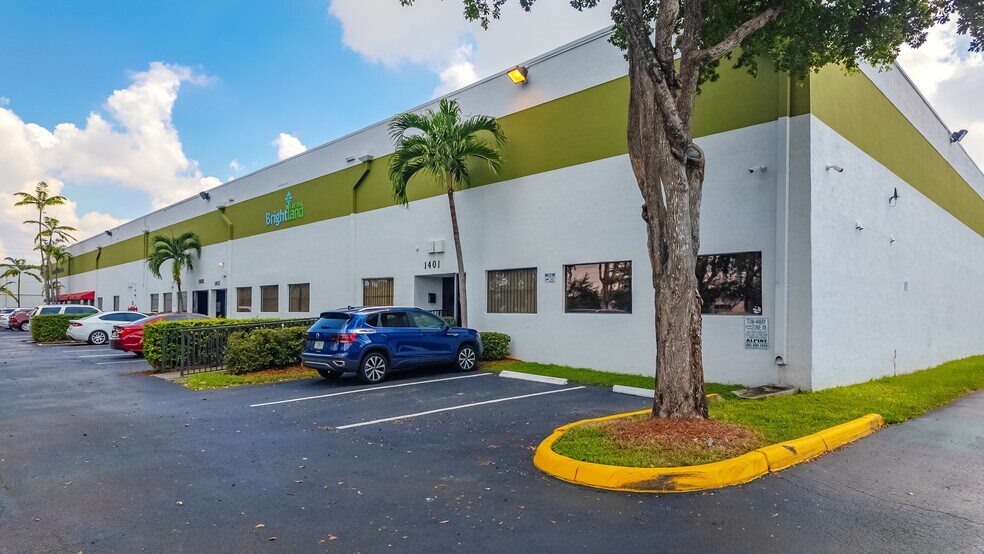 1400 NW 88th Ave, Doral, FL for lease - Building Photo - Image 2 of 10