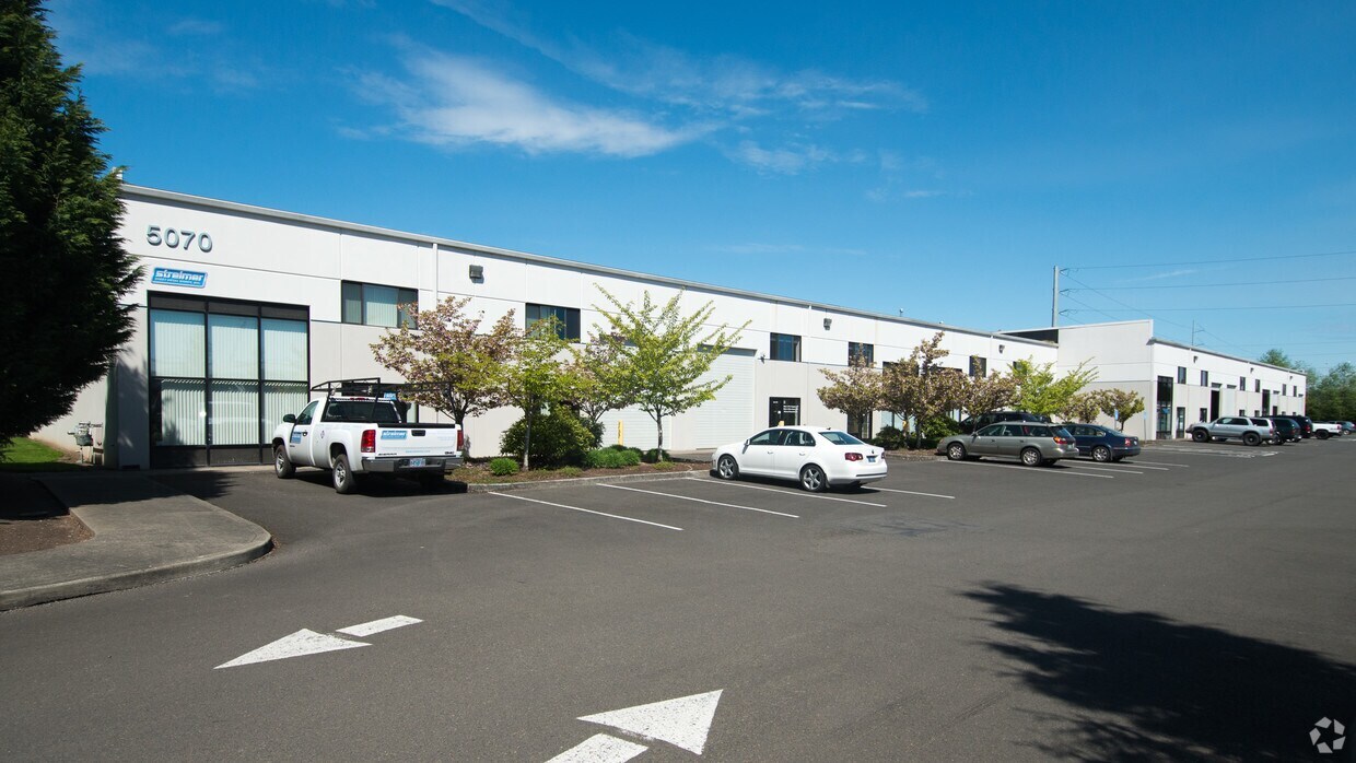 5070 NE 59th Ave, Hillsboro, OR for lease Building Photo- Image 1 of 2