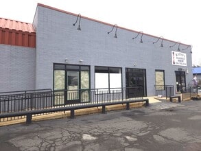 43 E Bridge St, Spring City, PA for lease Building Photo- Image 2 of 4
