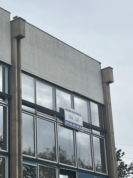 12 Avenue Ariane, Mérignac for sale - Building Photo - Image 2 of 13