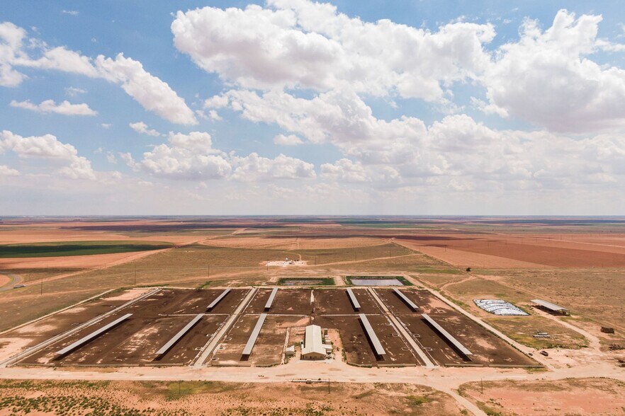 1074 FM 303, Brownfield, TX for sale - Building Photo - Image 1 of 1