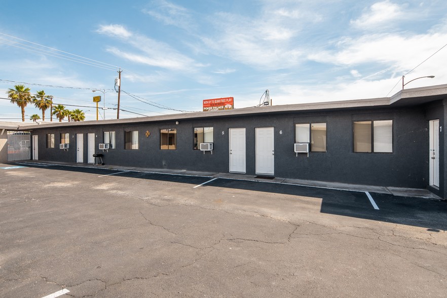 2504 N Las Vegas Blvd, North Las Vegas, NV for sale - Building Photo - Image 1 of 1