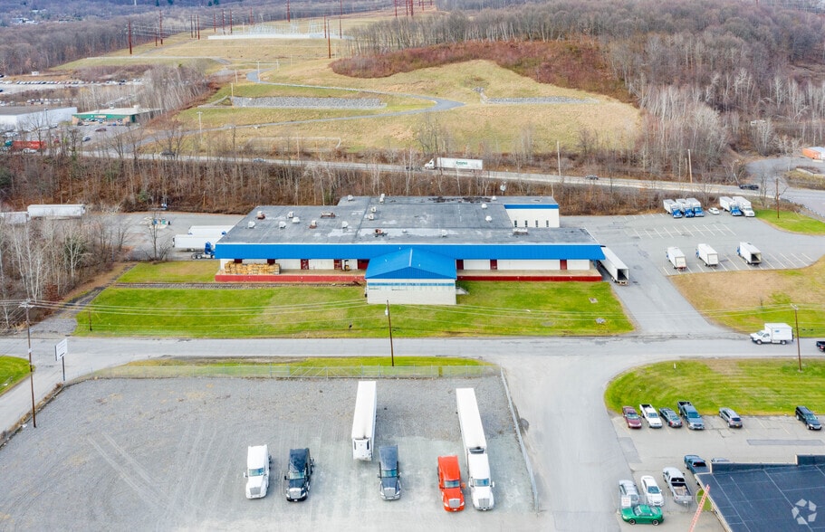 950 N Keyser Ave, Scranton, PA for lease - Aerial - Image 3 of 27
