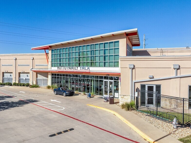 201 Ed Schmidt Blvd, Hutto, TX for lease - Building Photo - Image 3 of 6