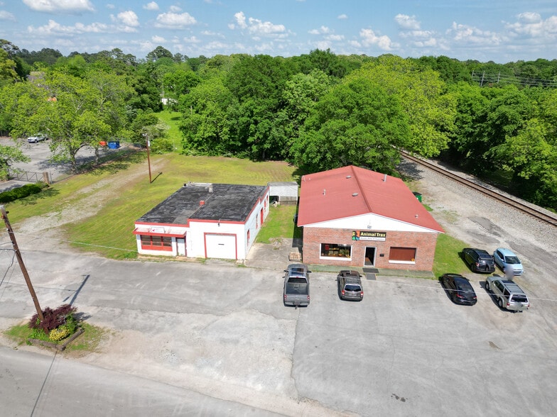 100-102 Church Street, Madison, AL 35758 portfolio of 2 properties for sale on LoopNet.com - Building Photo - Image 2 of 2