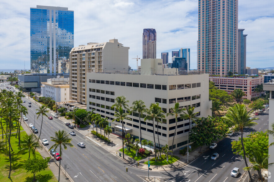 932 Ward Ave, Honolulu, HI for sale - Building Photo - Image 1 of 1