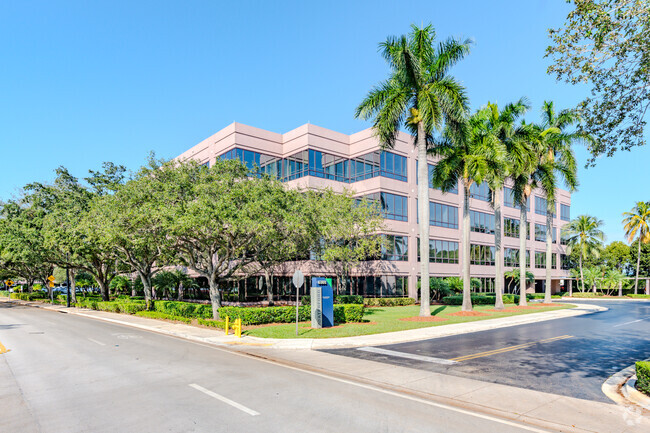 More details for 6303 Blue Lagoon Dr, Miami, FL - Office, Retail for Lease