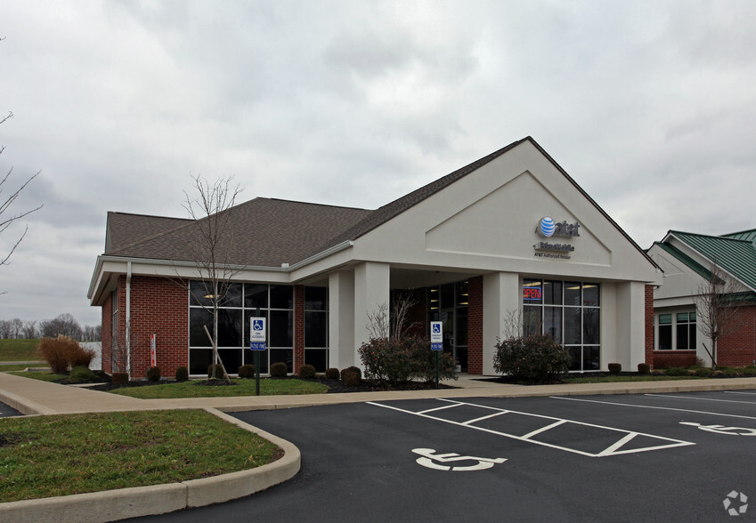 110 Hospitality Dr, Xenia, OH for lease - Primary Photo - Image 1 of 3