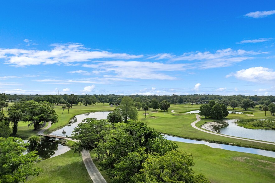 9450 W Fort Island Trl, Crystal River, FL for sale - Building Photo - Image 1 of 12