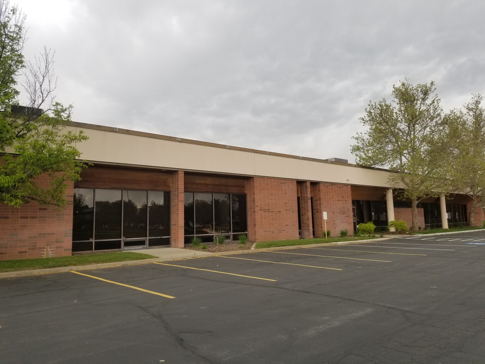 4750 W Wiley Post Way, Salt Lake City, UT 84116 Wiley Post Plaza Flex