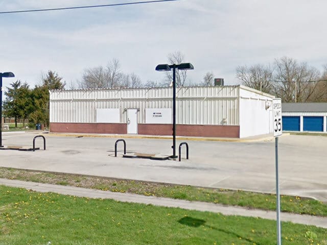 308 E State St, Irving, IL for sale - Building Photo - Image 2 of 2