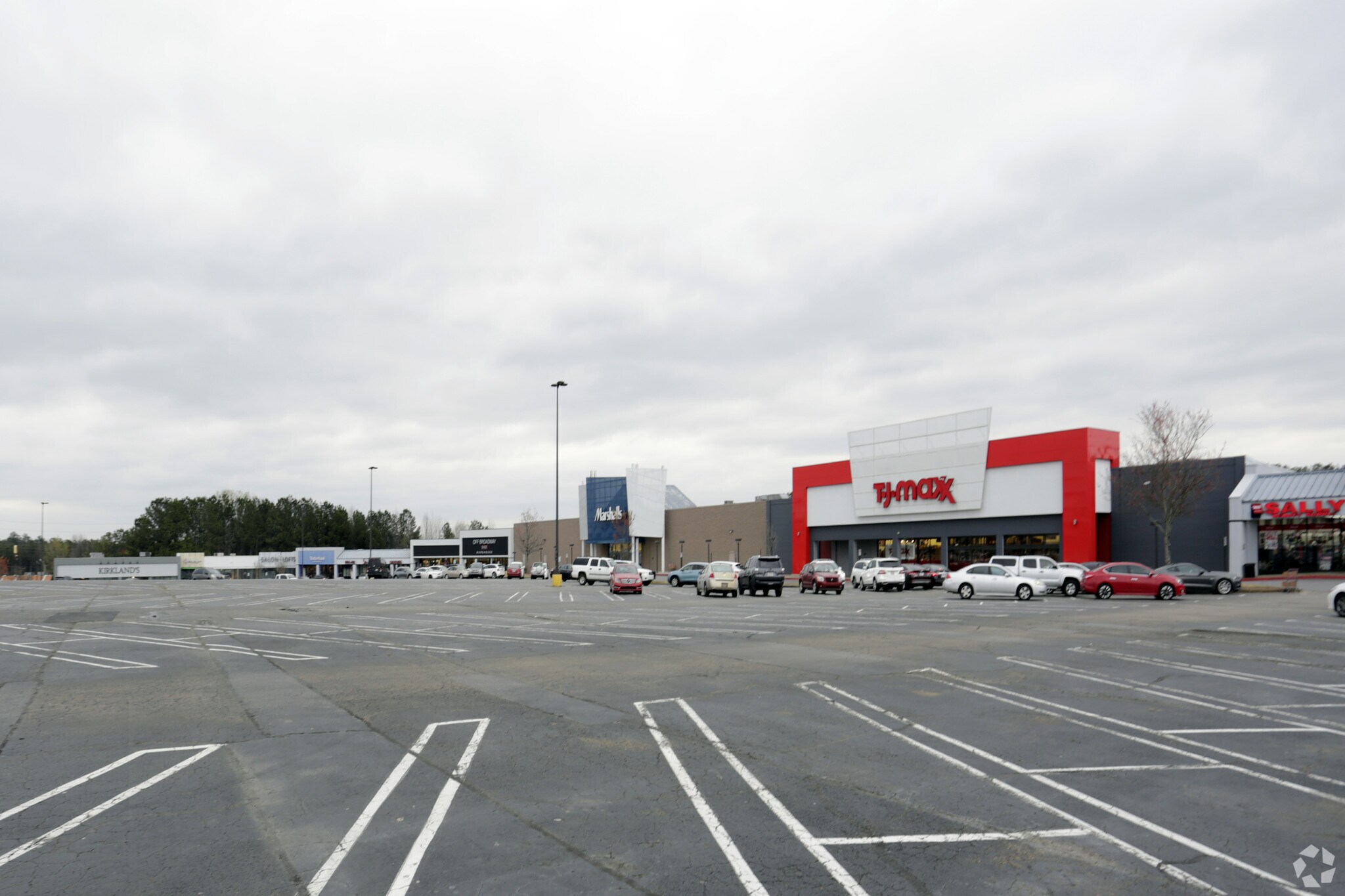 425 Barrett Pky, Kennesaw, GA for lease Primary Photo- Image 1 of 16