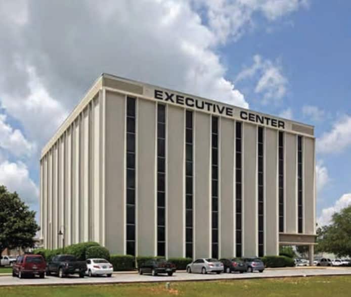 900 Western America Cir, Mobile, AL for lease - Building Photo - Image 1 of 11