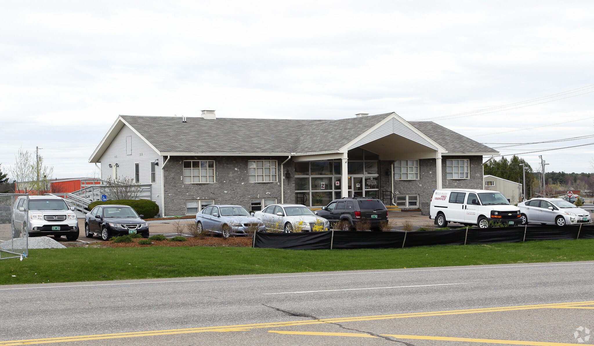 25 Bishop Ave, Williston, VT for sale Primary Photo- Image 1 of 1