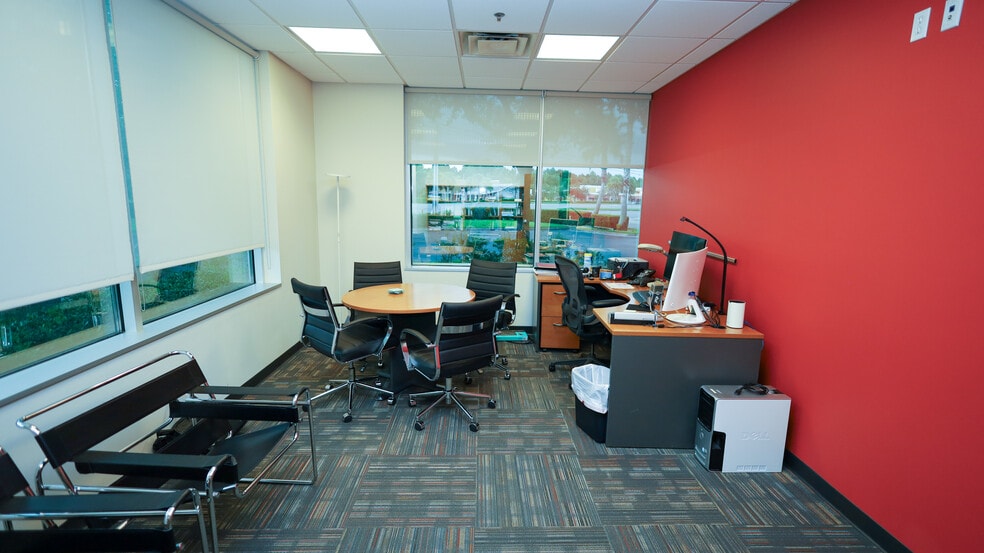 7560 Red Bug Lake Rd, Oviedo, FL for lease - Interior Photo - Image 3 of 22