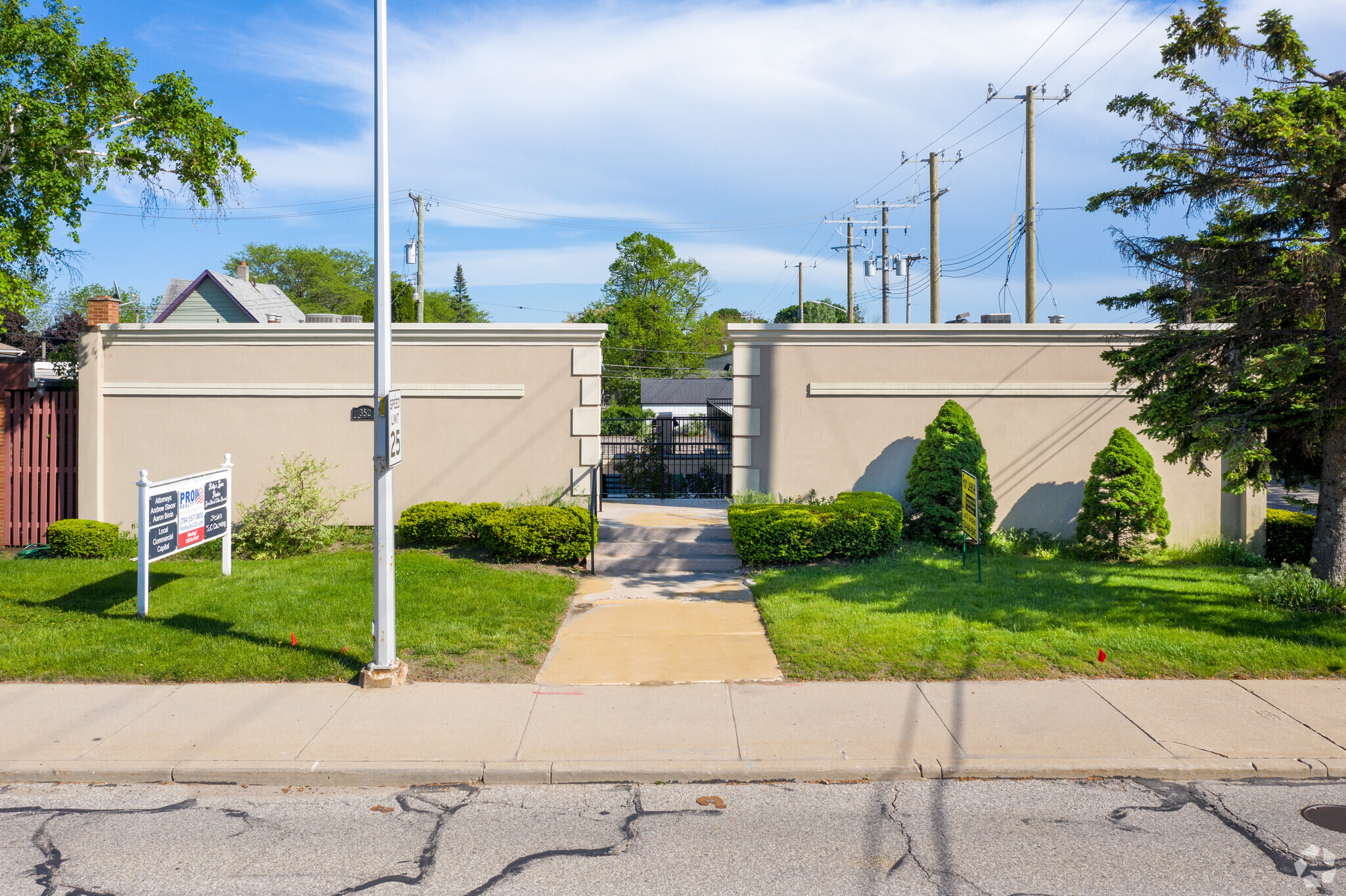 352 N Main St, Plymouth, MI for lease Building Photo- Image 1 of 9