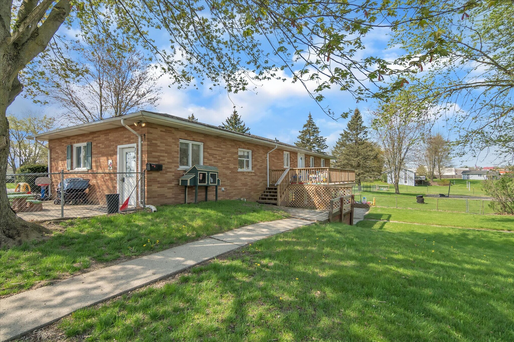 1401 E M36, Pinckney, MI 48169 Office for Sale